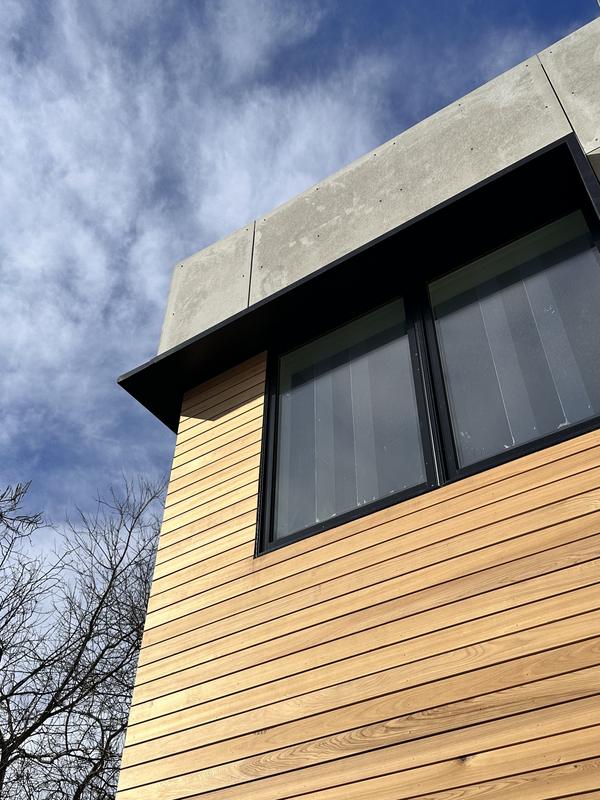 Expansion Art — tower corner from below