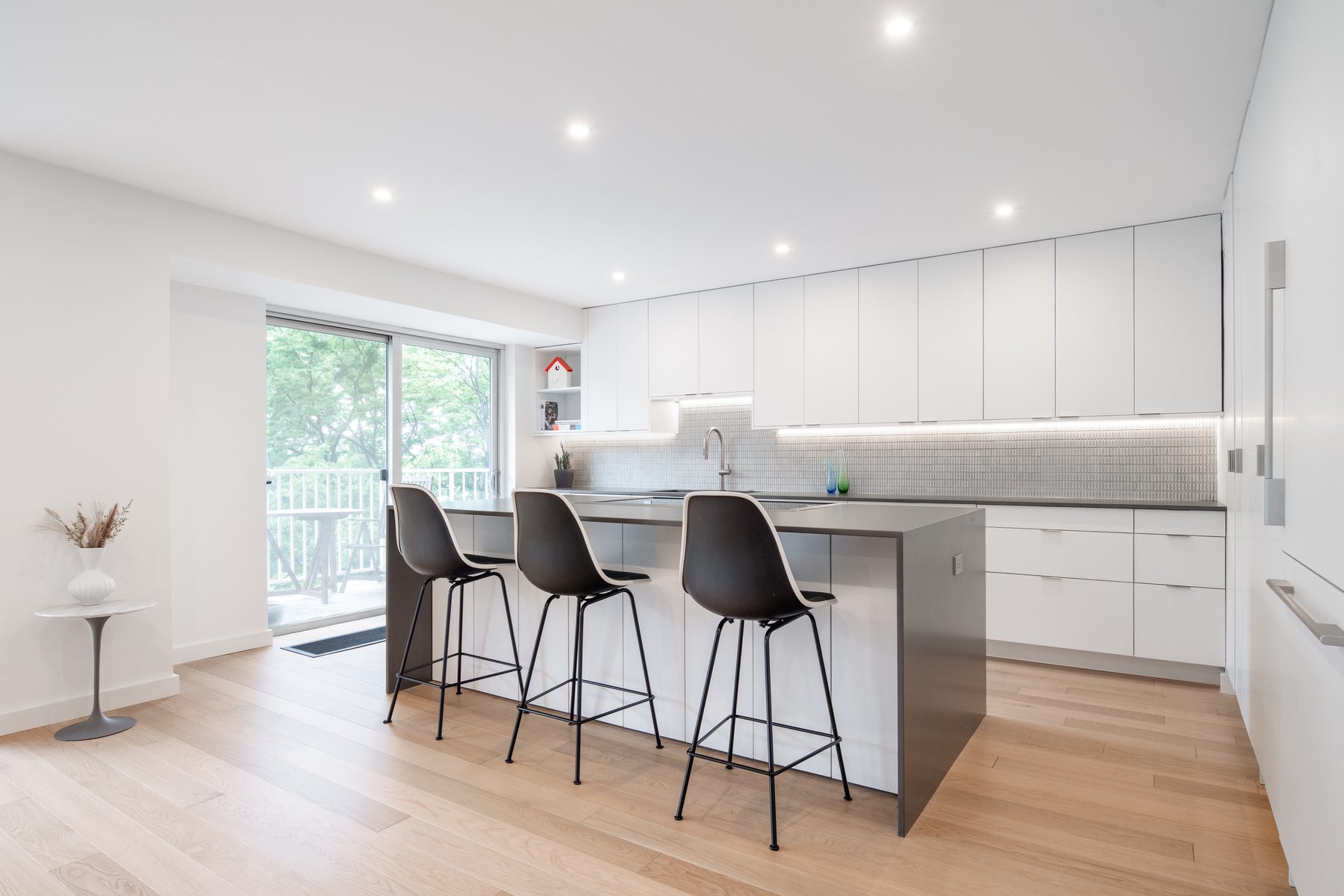 Co-op interior detail, SW Waterfront